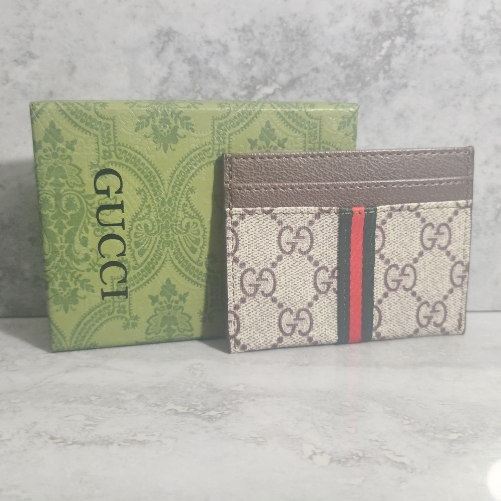 🆕️ Luxary Signature Card Holder ✨️